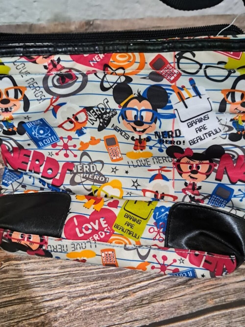 Disney parks "I love nerds" collage print crossbody messenger bag Mickey Minnie‎